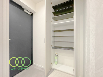  �V���[�Y�N���[�[�b�g