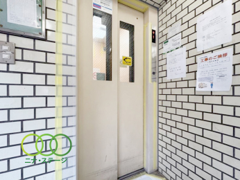  �G���x�[�^�[