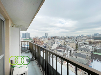  ���o���R�j�[��
������A��S�D�T�u�̃��C�h�X�p���o���R�j�[