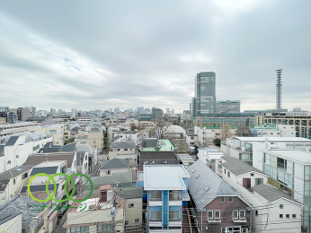  �����]��
������o���R�j�[����̒��]