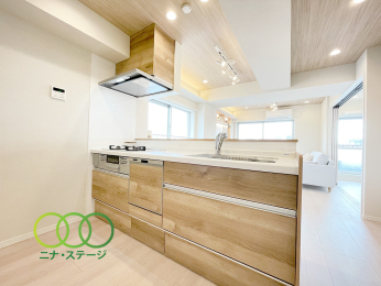  ���L�b�`����
�H��@�E�򐅋@�\�t��