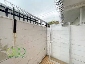  �����]��