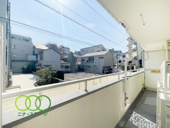  ���o���R�j�[��
������A��U�D�W�u�̃��C�h�o���R�j�[