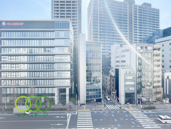  �����]��
�쐼�����o���R�j�[����̒��]