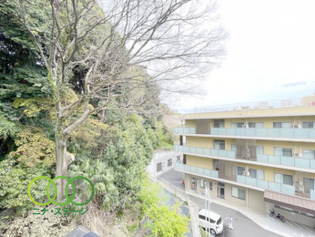  �����]��
�쓌�����o���R�j�[����̒��]