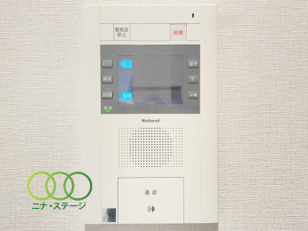  �I�[�g���b�N�C���^�[�t�H��