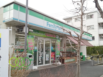  �t�@�~���[�}�[�g�ʐ�O���ړX�܂Ł@486���@�k��7��