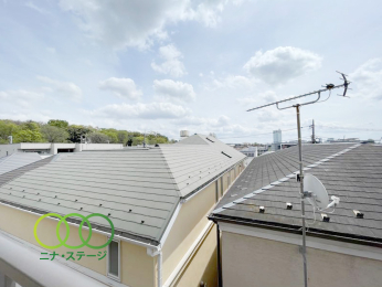  �����]��
�쓌�����o���R�j�[����̒��]