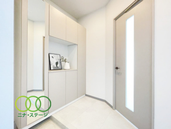  �����ց�