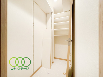  ���V���[�Y�C���N���[�N��