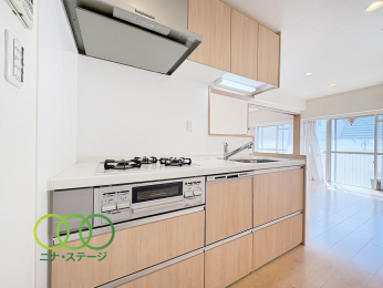  ���L�b�`����
�H��@�E�򐅋@�\�t��