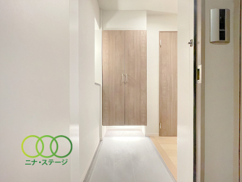  �����ց�