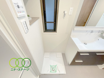  ��������@�u��