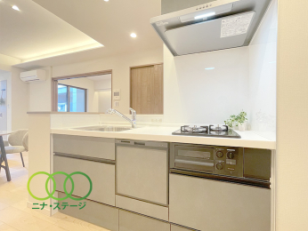  ���L�b�`����
�H��@�E�򐅋@�\�t��