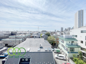  �����]��
�쓌�����o���R�j�[����̒��]