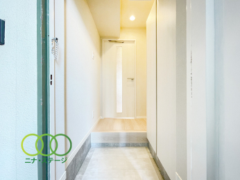  �����ց�