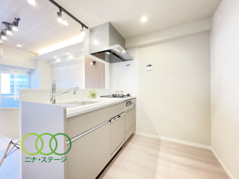  ���L�b�`����
�H��@�E�򐅋@�\�t��