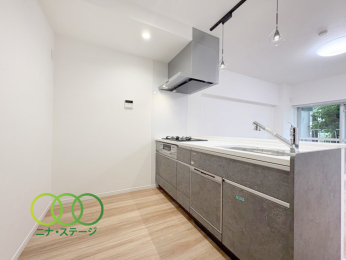  ���L�b�`����
�H��@�E�򐅋@�\�t��