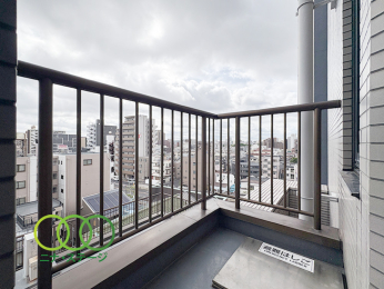  ���o���R�j�[��
�쐼�����A�m���Q�אڃo���R�j�[