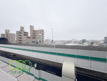  �����]��
�쓌�����o���R�j�[����̒��]