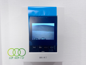  TV���j�^�[�t���C���^�[�t�H��