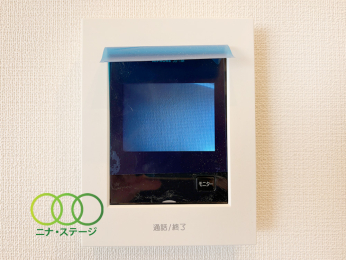  TV���j�^�[�t���C���^�[�t�H��