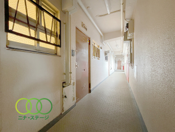  �����փh�A��
