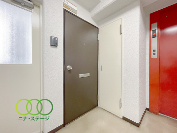  �����փh�A��