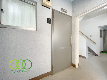  �����փh�A��