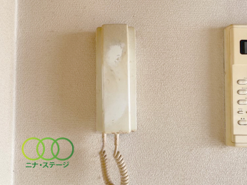  �C���^�[�z��