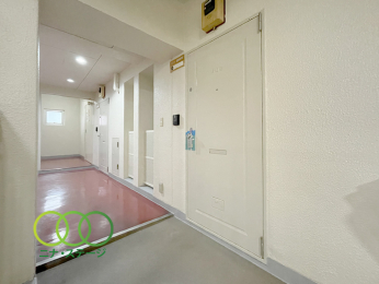  �����փh�A��