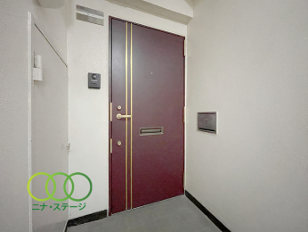  �����փh�A��